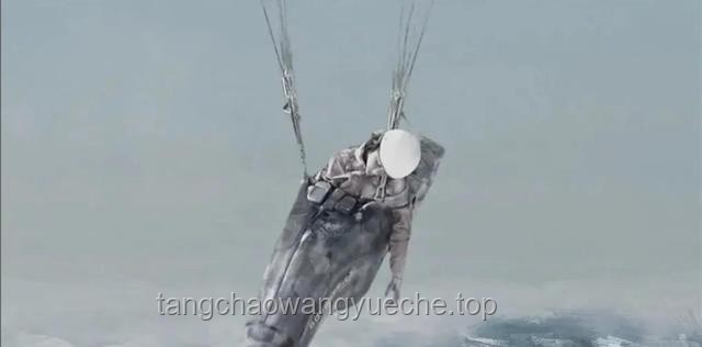 男子玩滑翔伞被吸至平流层的防范与应急指南